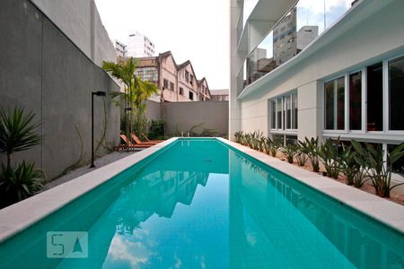 Studio para alugar com 22m², 1 quarto e sem vagaPiscina