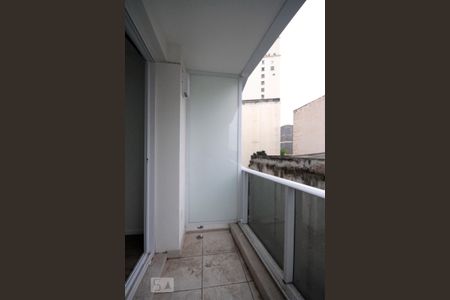 Varanda de kitnet/studio para alugar com 1 quarto, 22m² em Centro, São Paulo