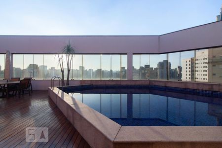 Studio para alugar com 42m², 1 quarto e 1 vaga Studio para alugar com 42m², 1 quarto e 1 vagaÁrea comum - Piscina