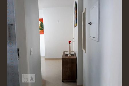Corredor de apartamento para alugar com 1 quarto, 45m² em Perdizes, São Paulo