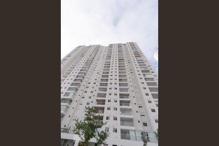 Apartamento para alugar com 65m², 2 quartos e 1 vagaFachada