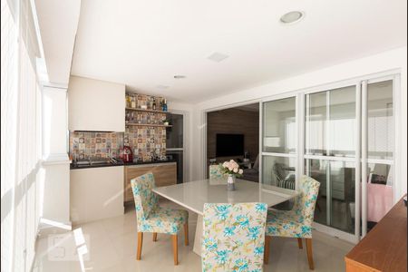 Apartamento para alugar com 136m², 3 quartos e 2 vagasVaranda gourmet