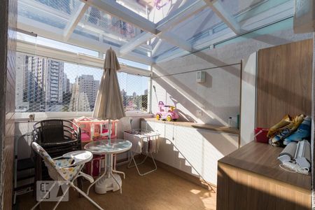 Apartamento para alugar com 136m², 3 quartos e 2 vagasvaranda da Área de Serviço