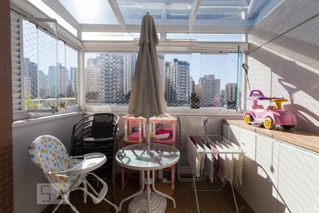 Apartamento para alugar com 136m², 3 quartos e 2 vagasvaranda da Área de Serviço