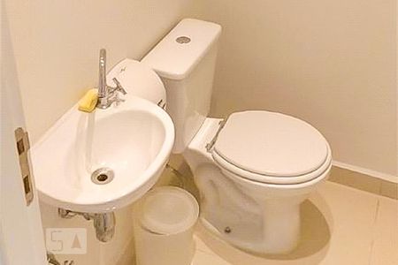 Banheiro de apartamento à venda com 1 quarto, 31m² em Jardim Paulista, São Paulo