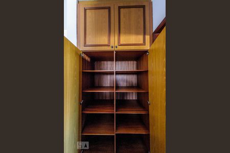 Sala de apartamento à venda com 1 quarto, 80m² em Vila Itapura, Campinas