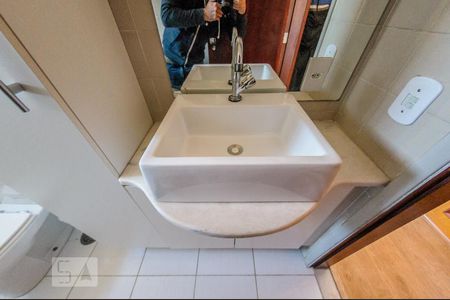 Apartamento à venda com 80m², 1 quarto e sem vagaBanheiro