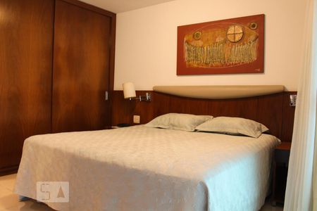 Quarto de apartamento à venda com 1 quarto, 60m² em Barra da Tijuca, Rio de Janeiro