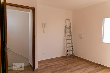 Sala/Cozinha/Área de Serviço de kitnet/studio para alugar com 1 quarto, 25m² em Vila Nair, São Paulo