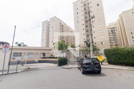 Fachada do condomínio de apartamento à venda com 2 quartos, 54m² em Tingui, Curitiba