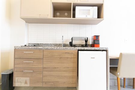 Cozinha de kitnet/studio para alugar com 1 quarto, 21m² em Centro, São Paulo