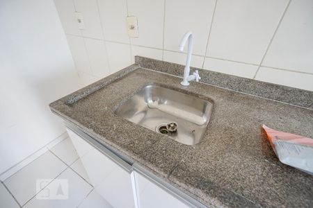 Apartamento para alugar com 44m², 2 quartos e 1 vagaDetalhe cozinha