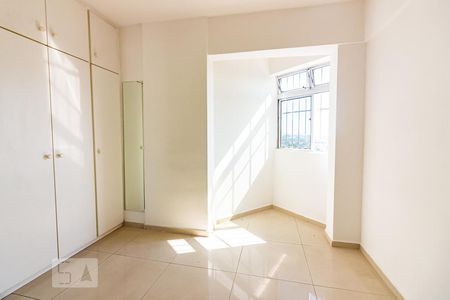 Apartamento à venda com 77m², 3 quartos e 1 vagaSuite