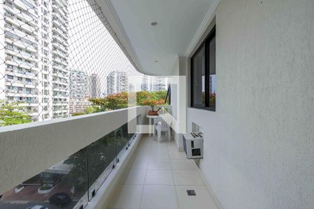 Varanda de apartamento para alugar com 4 quartos, 135m² em Barra da Tijuca, Rio de Janeiro