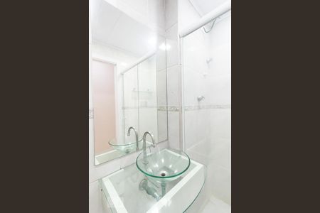 Banheiro de apartamento à venda com 2 quartos, 50m² em Santa Teresinha, São Paulo
