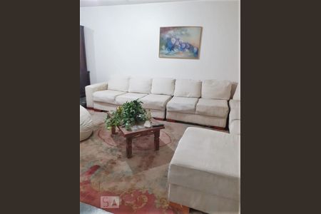 Sala de casa à venda com 3 quartos, 174m² em Parque Maria Domitila, São Paulo