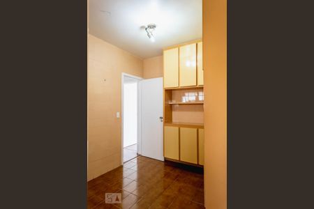 Apartamento à venda com 125m², 3 quartos e sem vaga Apartamento à venda com 125m², 3 quartos e sem vagaCozinha