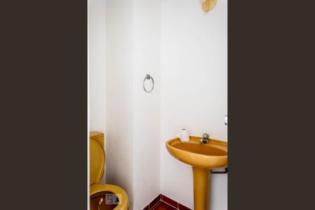 Apartamento à venda com 125m², 3 quartos e sem vaga Apartamento à venda com 125m², 3 quartos e sem vagaLavabo