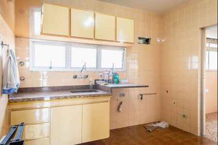 Apartamento à venda com 125m², 3 quartos e sem vaga Apartamento à venda com 125m², 3 quartos e sem vagaCozinha