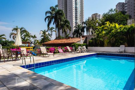 Apartamento à venda com 125m², 3 quartos e sem vaga Apartamento à venda com 125m², 3 quartos e sem vagaÁrea comum - Piscina