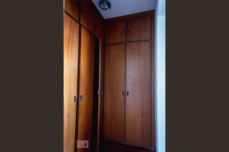 Apartamento à venda com 125m², 3 quartos e sem vaga Apartamento à venda com 125m², 3 quartos e sem vagaSuíte - Armários