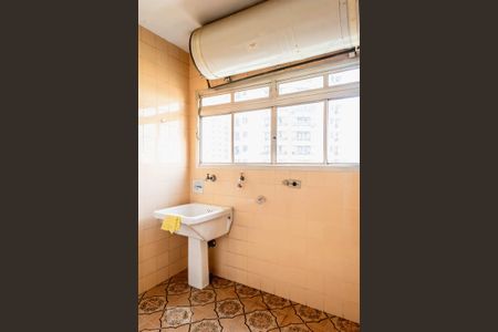 Apartamento à venda com 125m², 3 quartos e sem vaga Apartamento à venda com 125m², 3 quartos e sem vagaÁrea de Serviço