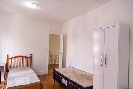 Casa à venda com 270m², 5 quartos e 2 vagasQuarto 4