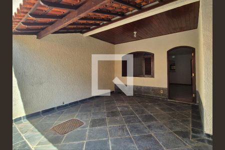 Casa de condomínio para alugar com 140m², 2 quartos e 1 vaga Casa de condomínio para alugar com 140m², 2 quartos e 1 vagaVaranda