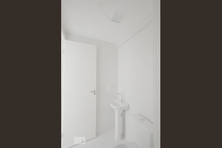 Studio para alugar com 25m², 1 quarto e sem vaga Studio para alugar com 25m², 1 quarto e sem vagaBanheiro