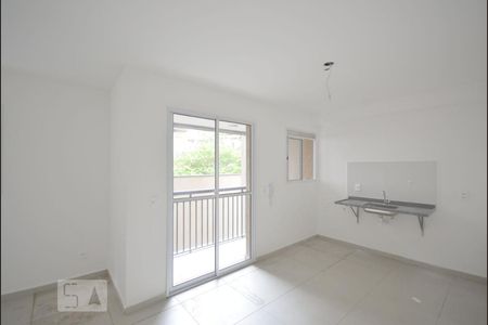 Studio para alugar com 25m², 1 quarto e sem vaga Studio para alugar com 25m², 1 quarto e sem vagaEstúdio