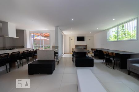 Studio para alugar com 25m², 1 quarto e sem vaga Studio para alugar com 25m², 1 quarto e sem vagaSalão de Festas