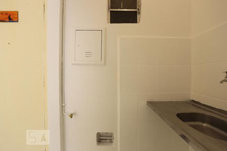 Cozinha de kitnet/studio à venda com 1 quarto, 27m² em Bela Vista, São Paulo