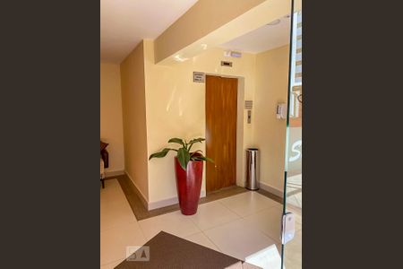 Apartamento para alugar com 86m², 3 quartos e 2 vagas Apartamento para alugar com 86m², 3 quartos e 2 vagasHall de Entrada