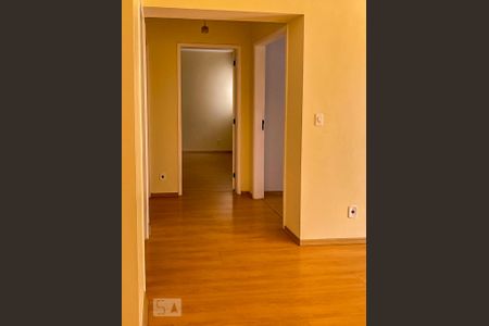 Sala de apartamento para alugar com 3 quartos, 86m² em Vila Gilda, Santo André