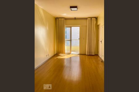 Sala de apartamento para alugar com 3 quartos, 86m² em Vila Gilda, Santo André