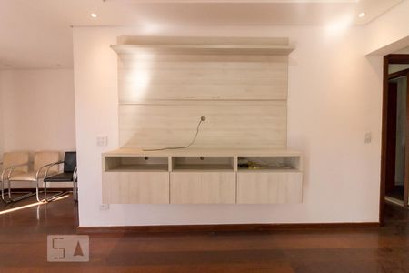 Sala - painel para TV de apartamento para alugar com 3 quartos, 143m² em Vila Galvão, Guarulhos