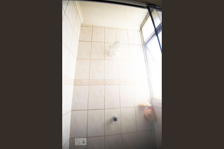 banheiro de apartamento à venda com 2 quartos, 68m² em Vila Pompéia, Campinas