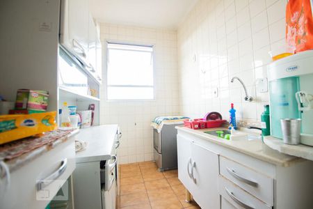 cozinha de apartamento à venda com 2 quartos, 68m² em Vila Pompéia, Campinas