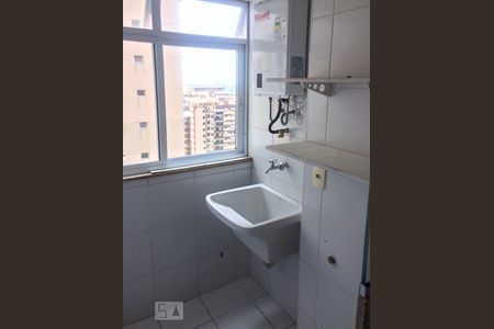 Apartamento para alugar com 70m², 2 quartos e 1 vaga Apartamento para alugar com 70m², 2 quartos e 1 vagaÁrea de Serviço