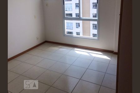Quarto de apartamento para alugar com 2 quartos, 70m² em Recreio dos Bandeirantes, Rio de Janeiro