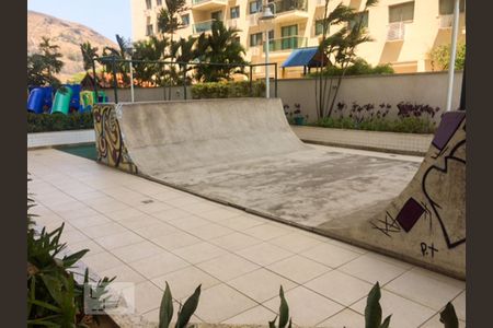 Apartamento para alugar com 70m², 2 quartos e 1 vaga Apartamento para alugar com 70m², 2 quartos e 1 vagaÁrea comum - Pista de Skate