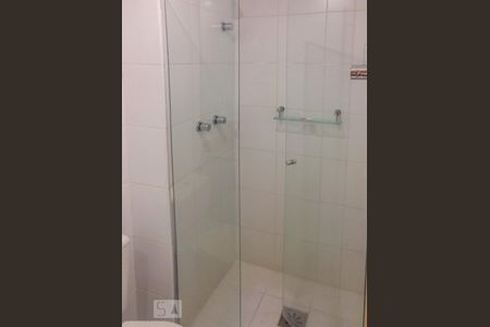 Apartamento para alugar com 70m², 2 quartos e 1 vaga Apartamento para alugar com 70m², 2 quartos e 1 vagaBanheiro