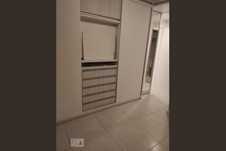 suite de apartamento para alugar com 3 quartos, 87m² em Vila Andrade, São Paulo