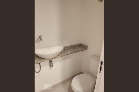 lavabo de apartamento para alugar com 3 quartos, 87m² em Vila Andrade, São Paulo