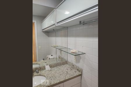 suite de apartamento para alugar com 3 quartos, 87m² em Vila Andrade, São Paulo