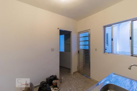 Cozinha de casa para alugar com 1 quarto, 36m² em Vila Nova Pauliceia, São Paulo