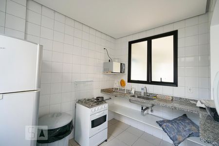 Apartamento à venda com 41m², 1 quarto e 1 vaga Apartamento à venda com 41m², 1 quarto e 1 vagaCopa salão de festas