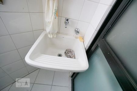 Apartamento à venda com 41m², 1 quarto e 1 vaga Apartamento à venda com 41m², 1 quarto e 1 vagaDetalhe área de serviço