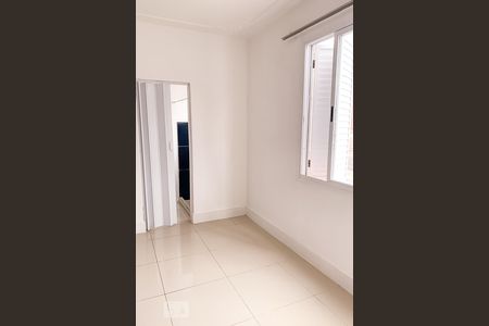 Sala de kitnet/studio para alugar com 1 quarto, 40m² em Menino Deus, Porto Alegre