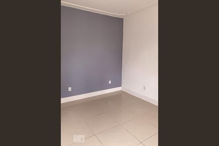 Quarto de kitnet/studio para alugar com 1 quarto, 40m² em Menino Deus, Porto Alegre
